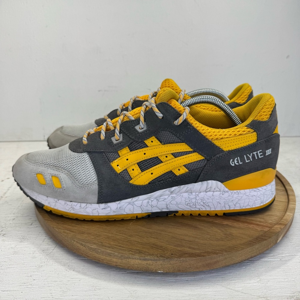 Asics Gel Lyte III Gray Yellow Running Shoes Sneakers H521N Men’s Size 12